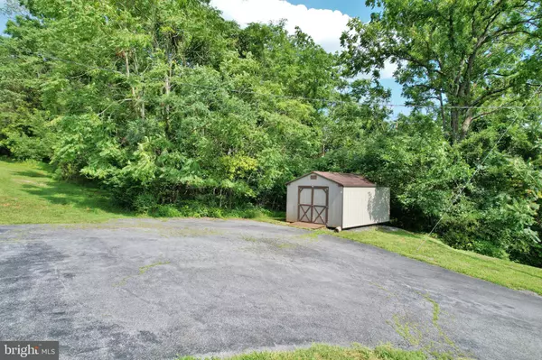 Edinburg, VA 22824,4648 SWOVER CREEK RD