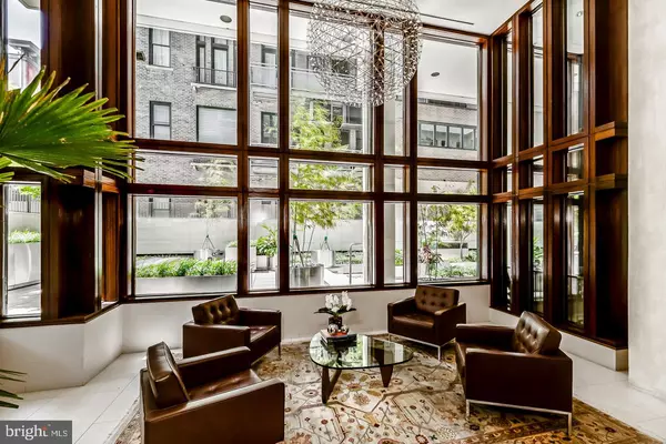 Philadelphia, PA 19103,1820-00 RITTENHOUSE SQ #1601