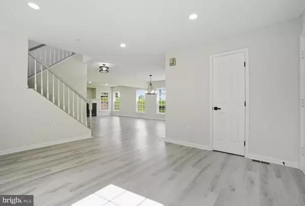 Clinton, MD 20735,9008 GOLDFIELD PL