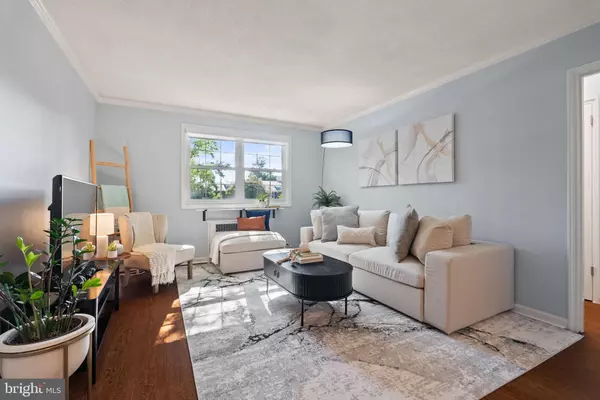 229 N GEORGE MASON DR #229-2, Arlington, VA 22203