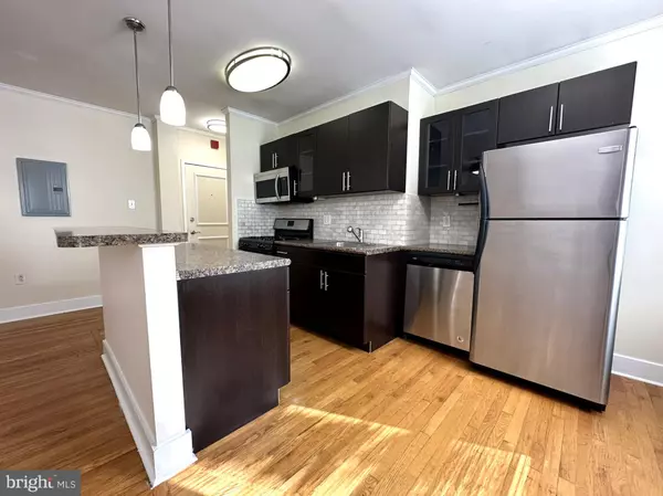 437 W SCHOOL HOUSE LN #G-01, Philadelphia, PA 19144