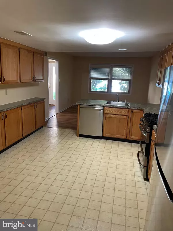 Chesterbrook, PA 19087,107 REVEILLE RD #107