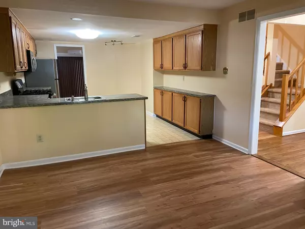 Chesterbrook, PA 19087,107 REVEILLE RD #107