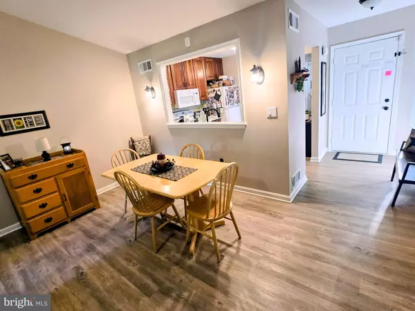 Elizabethtown, PA 17022,103 MOUNTAINSTONE DR