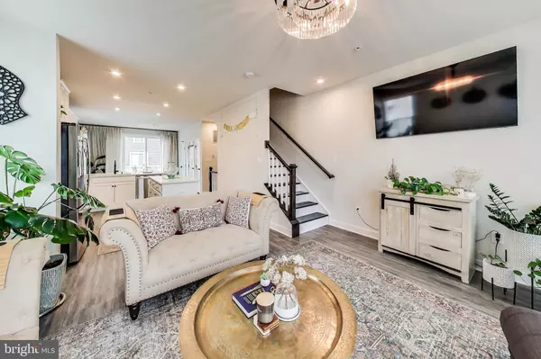 Elkridge, MD 21075,7027 MAHANT WAY