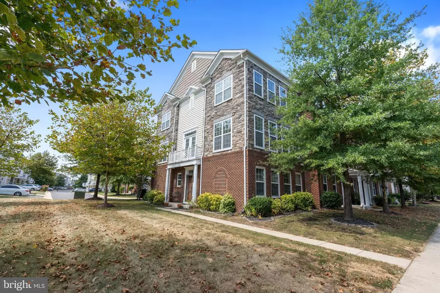 25503 AMBER GATE TER, Chantilly, VA 20152