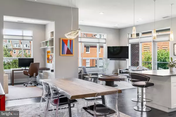 Philadelphia, PA 19147,410 S FRONT ST S #210