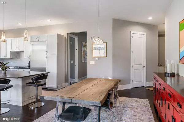 Philadelphia, PA 19147,410 S FRONT ST S #210