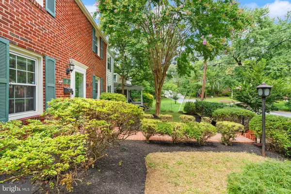 Takoma Park, MD 20912,709 DEVONSHIRE AVE