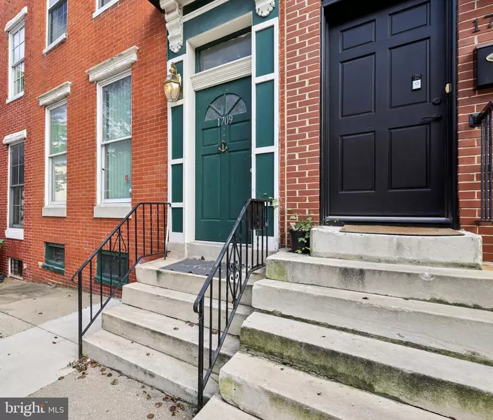1709 HOLLINS ST, Baltimore, MD 21223