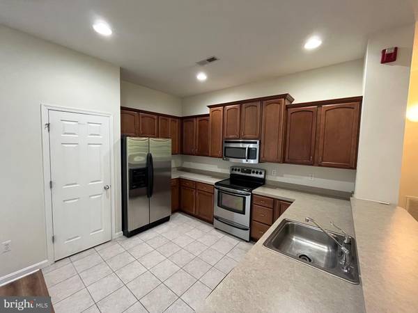 17400 N VILLAGE MAIN BLVD #14, Lewes, DE 19958