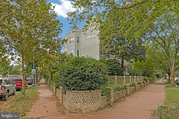 Washington, DC 20003,265 KENTUCKY AVE SE