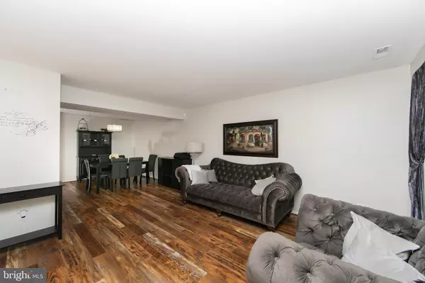 Mount Laurel, NJ 08054,130 BANWELL LN