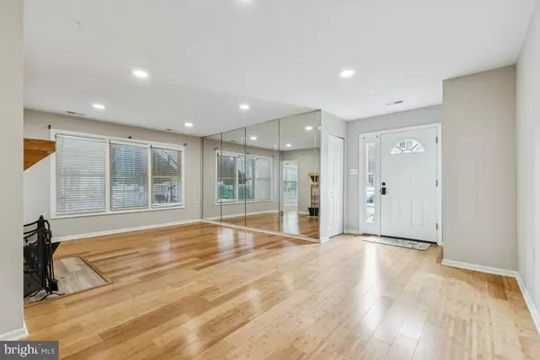 Manassas, VA 20109,7402 ROKEBY DR