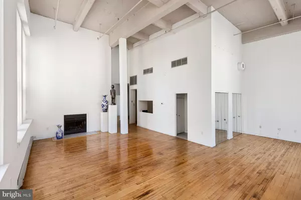 Philadelphia, PA 19123,1238 CALLOWHILL ST #801, 810