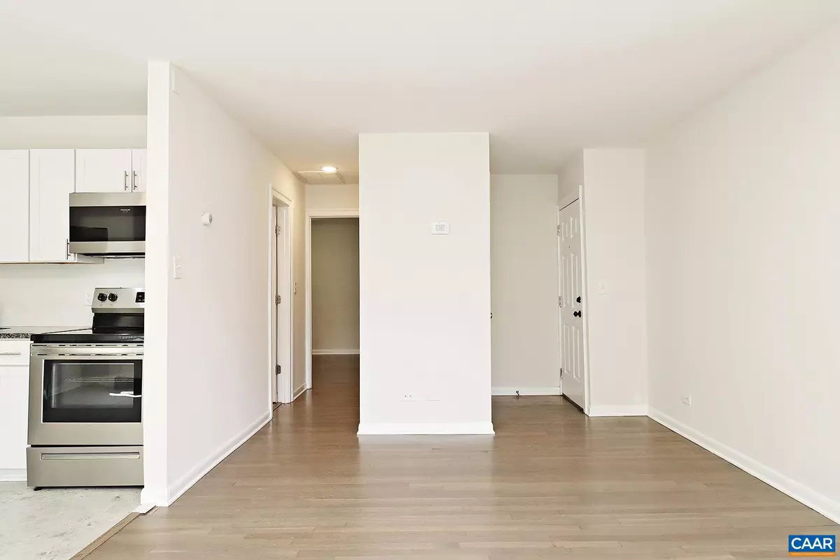 Charlottesville, VA 22903,616 ROCK CREEK RD #B