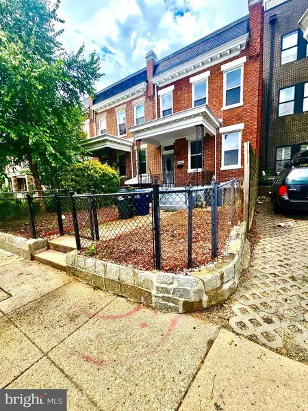 3540 WARDER ST NW, Washington, DC 20010