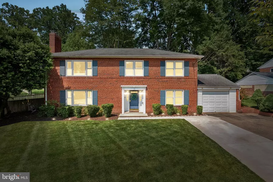 3212 PATRICK HENRY DR, Falls Church, VA 22044