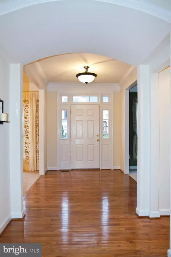 Bristow, VA 20136,9927 BROADSWORD