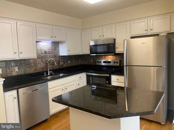 Gainesville, VA 20155,7049 ROGUE FOREST LN