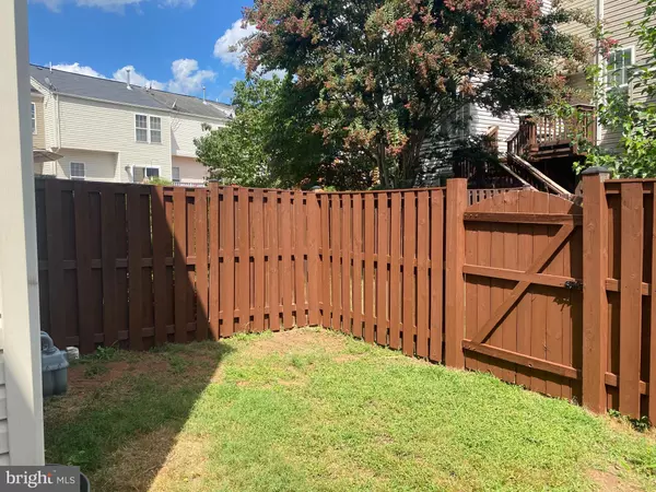 Gainesville, VA 20155,7049 ROGUE FOREST LN