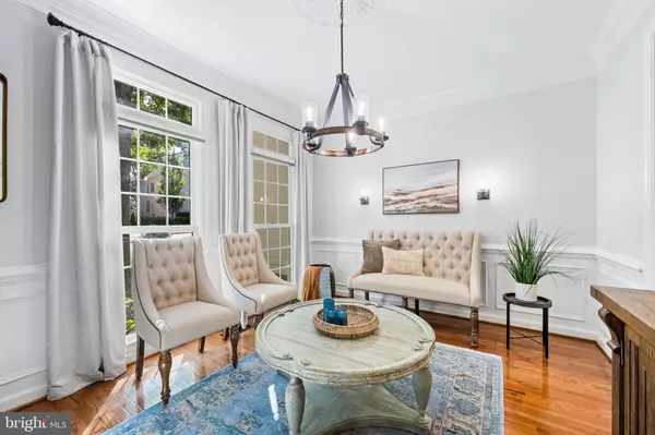 Fairfax, VA 22030,3830 FARRCROFT DR