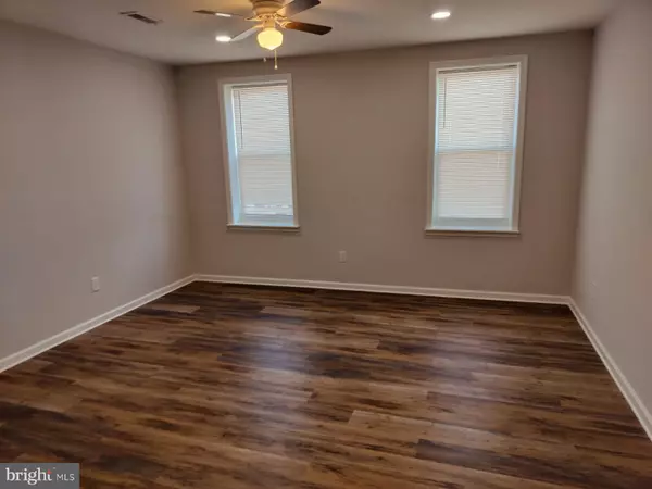 Philadelphia, PA 19145,1745 W PASSYUNK AVE #2