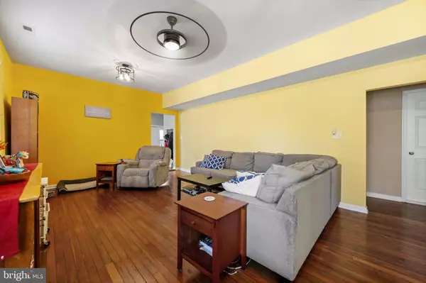 Baltimore, MD 21225,113 W EDGEVALE RD