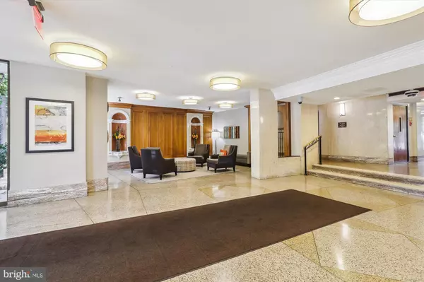 Silver Spring, MD 20902,1121 UNIVERSITY BLVD W #304-B