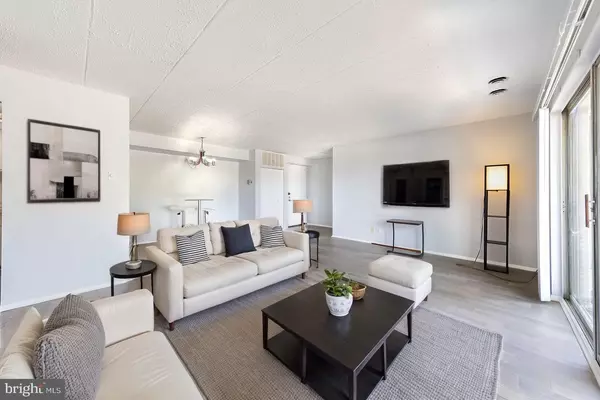 Alexandria, VA 22303,2600 INDIAN DR #2B