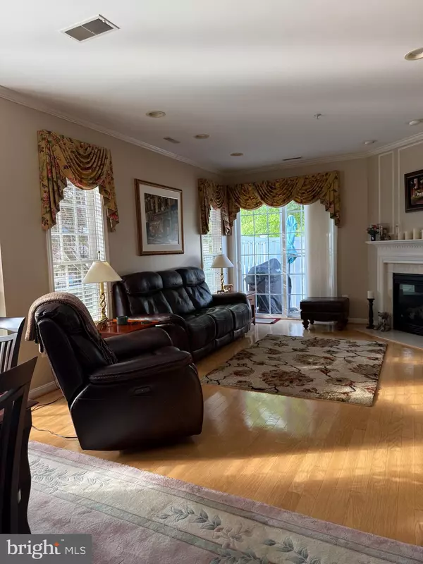 Odenton, MD 21113,1210 GARNET CT #1