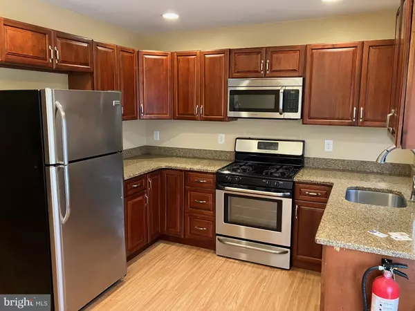 Willingboro, NJ 08046,15 BLUEBERRY LN