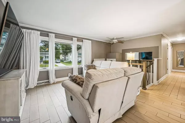 Gibbsboro, NJ 08026,13 RIDGEWOOD RD