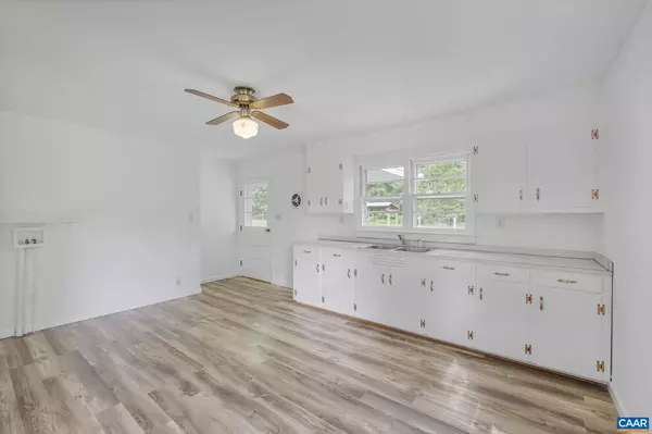 Scottsville, VA 24590,12395 S CONSTITUTION RTE