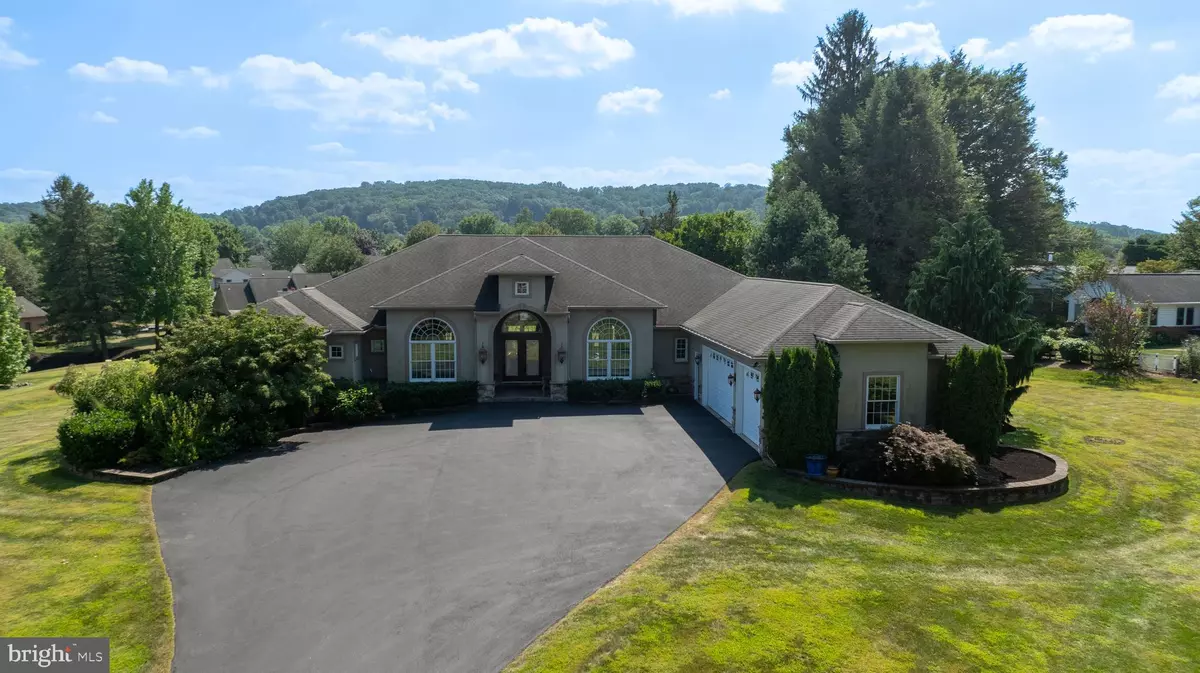 Hershey, PA 17033,890 FISHBURN RD