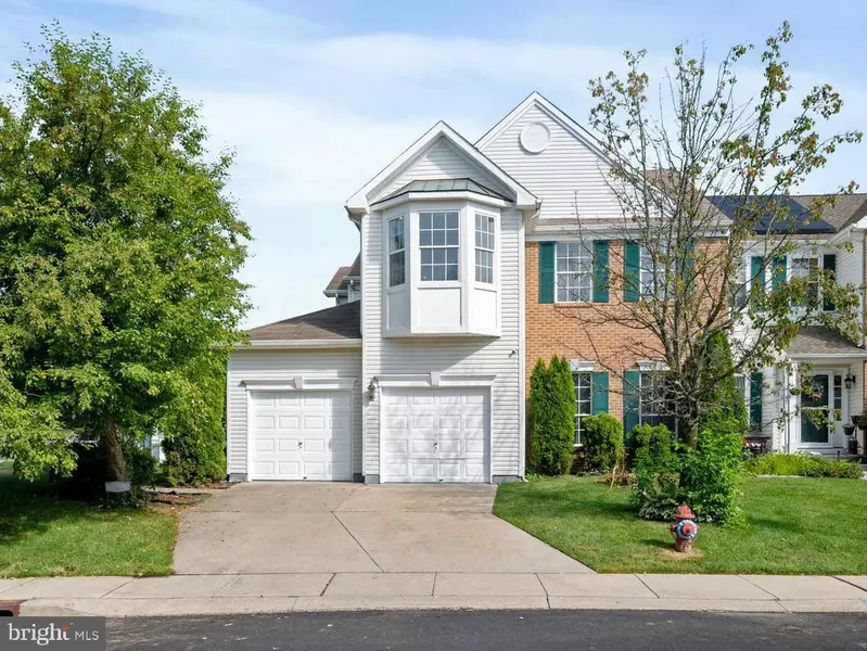 9 WILLOW WAY, Bordentown, NJ 08505