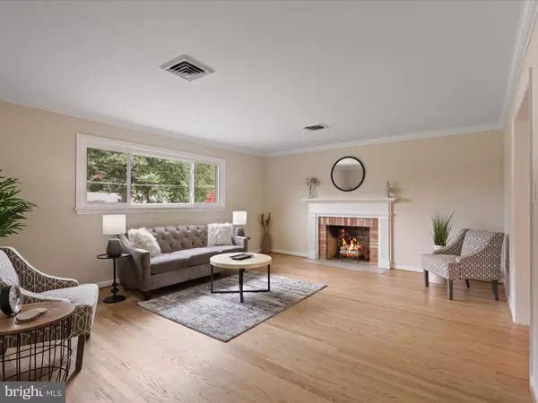 Alexandria, VA 22309,4417 LAUREL RD