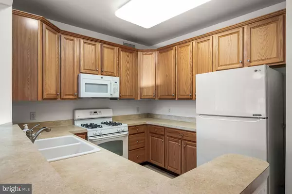 Brookhaven, PA 19015,231 CREEKSIDE DR