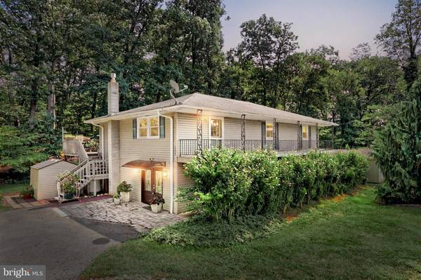 90 MULLIGAN DR, Etters, PA 17319