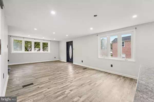 Sharon Hill, PA 19079,340 GREENWOOD RD