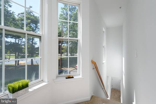 Trenton, NJ 08611,21-B IRON WORKS WAY