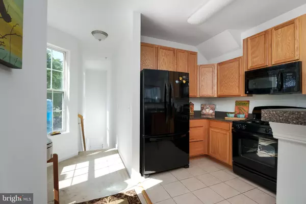 Trenton, NJ 08611,21-B IRON WORKS WAY