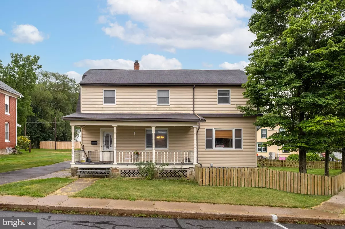 Pleasant Gap, PA 16823,282 S MAIN ST