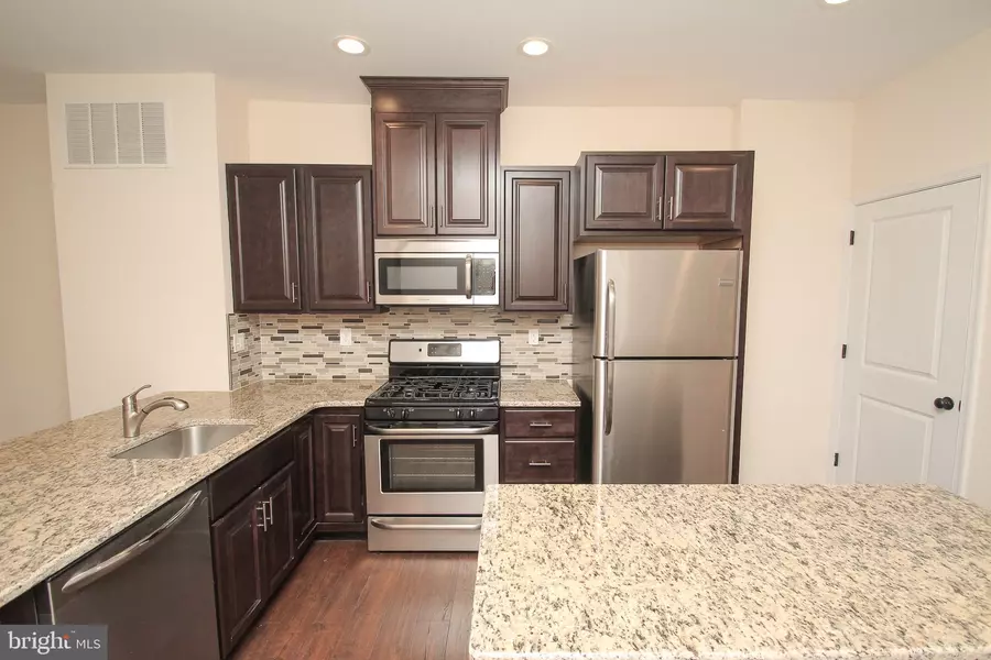 1823 N 19TH ST, Philadelphia, PA 19121