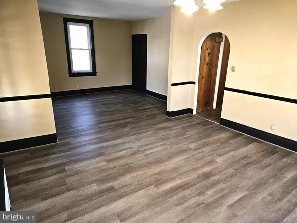 Burnham, PA 17009,532 E FREEDOM AVE