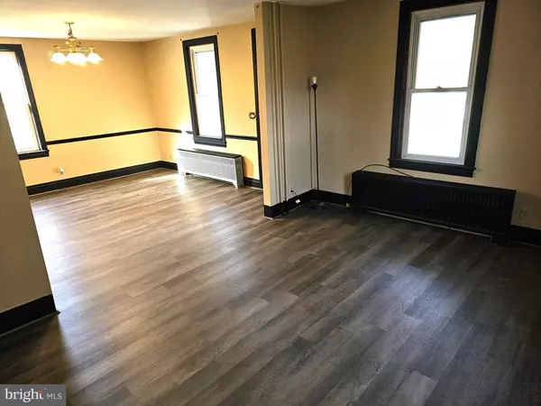 Burnham, PA 17009,532 E FREEDOM AVE