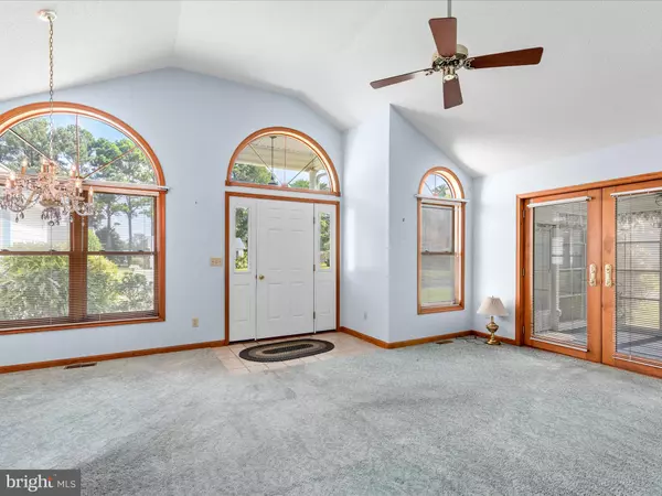 Ocean View, DE 19970,128 HOLLYWOOD DR