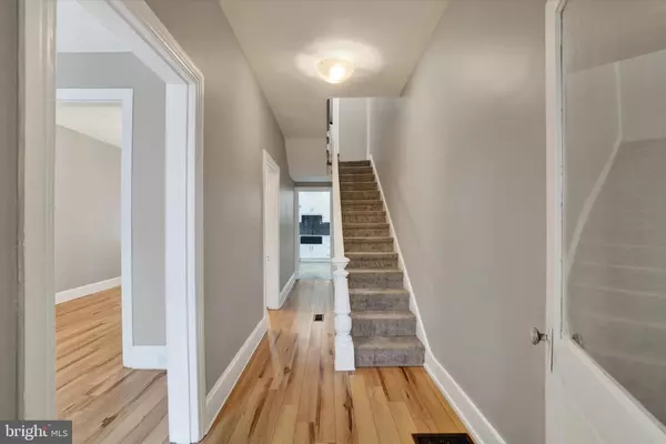 York, PA 17401,238 W PHILADELPHIA ST