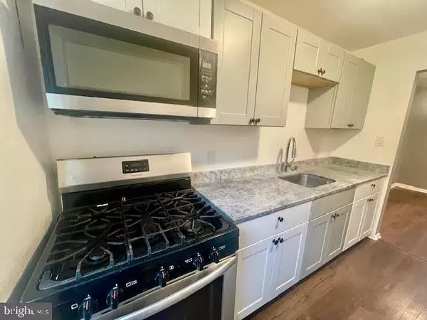 Washington, DC 20020,2321 ALTAMONT PL SE #102