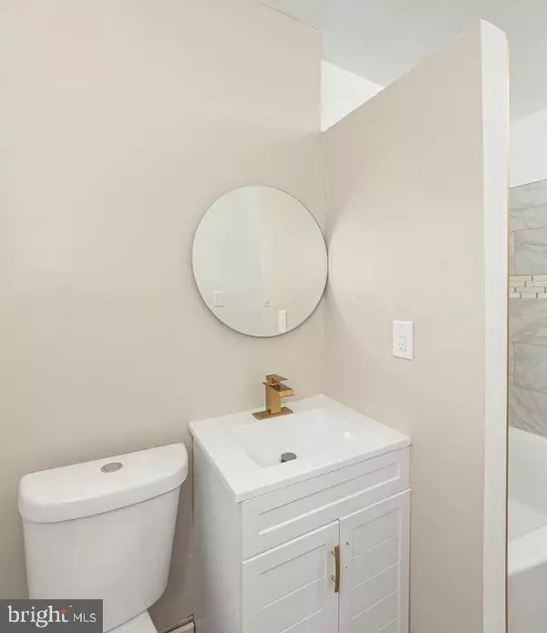 Baltimore, MD 21229,22 N ELLAMONT ST